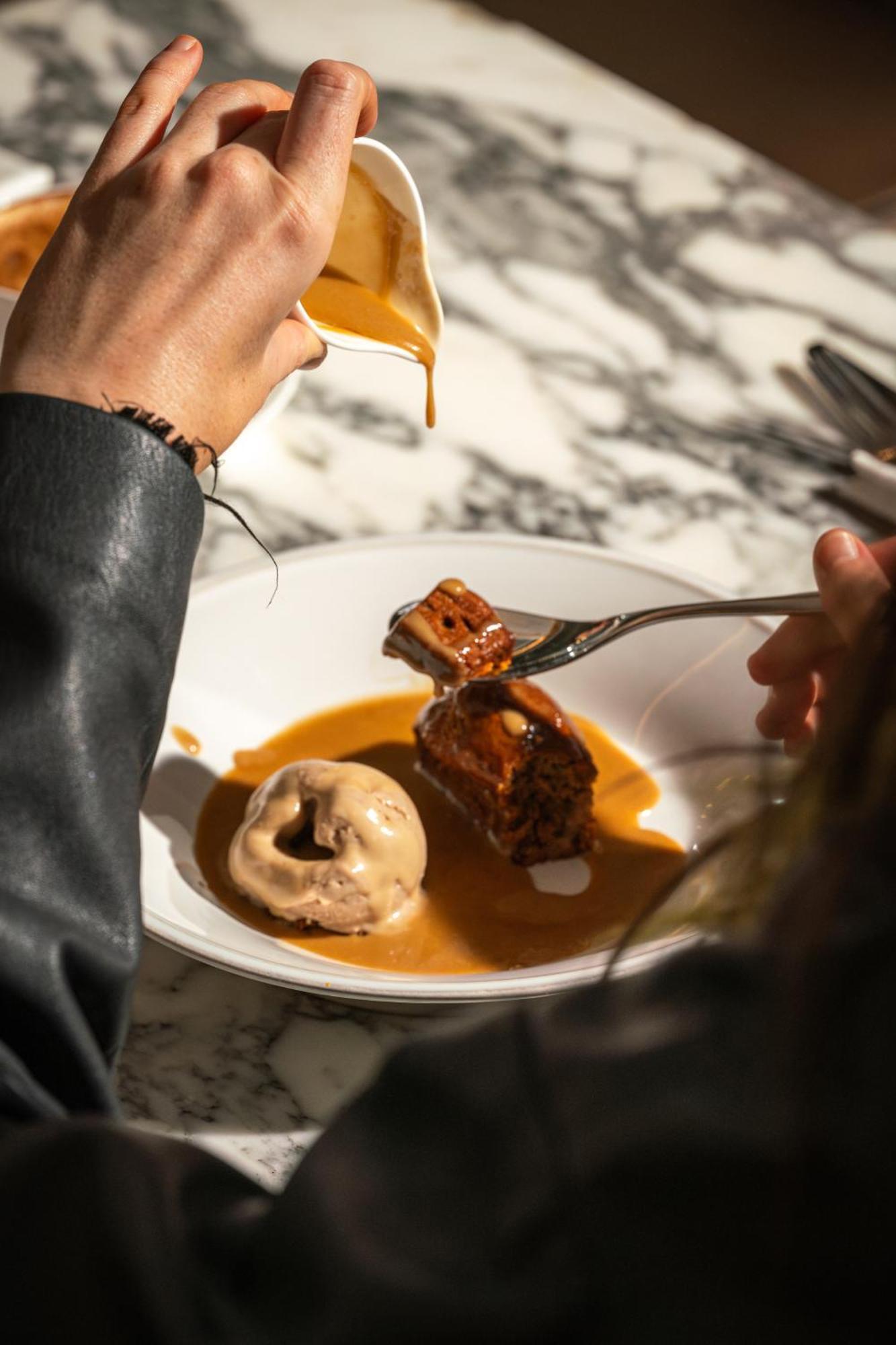 Sanderson Λονδίνο Εξωτερικό φωτογραφία A dish of foie gras and ice cream