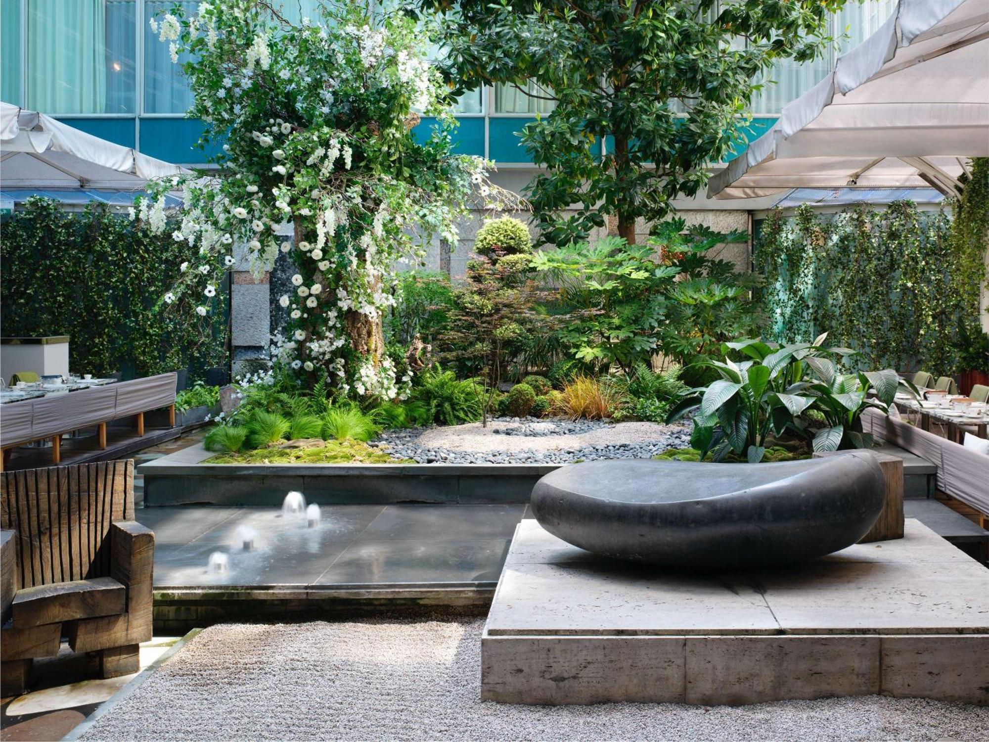Sanderson Λονδίνο Εξωτερικό φωτογραφία The garden at the Mandarin Oriental, London