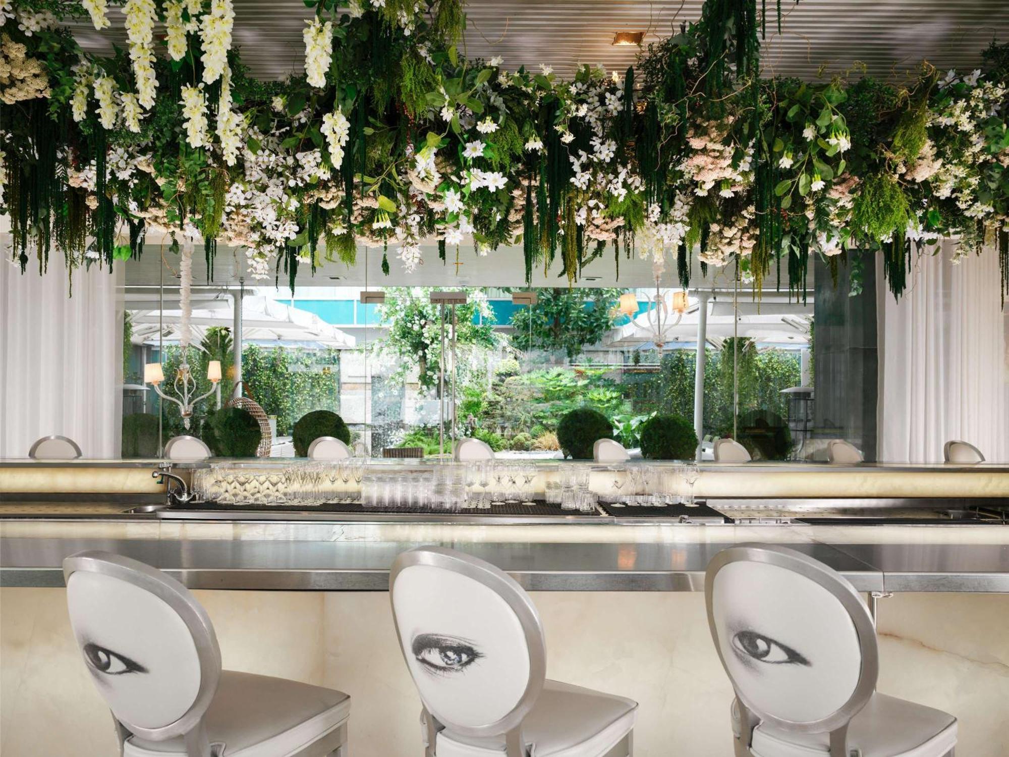 Sanderson Λονδίνο Εξωτερικό φωτογραφία The bar at the St. Regis